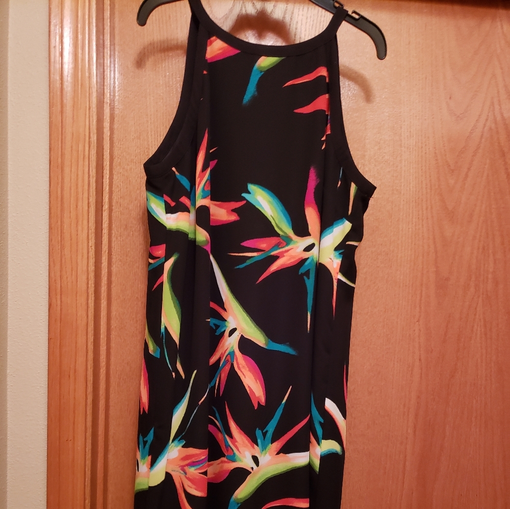 Black Multi Hawaiian Print Dress 10 Price Drop/Reduced Shipping 💫